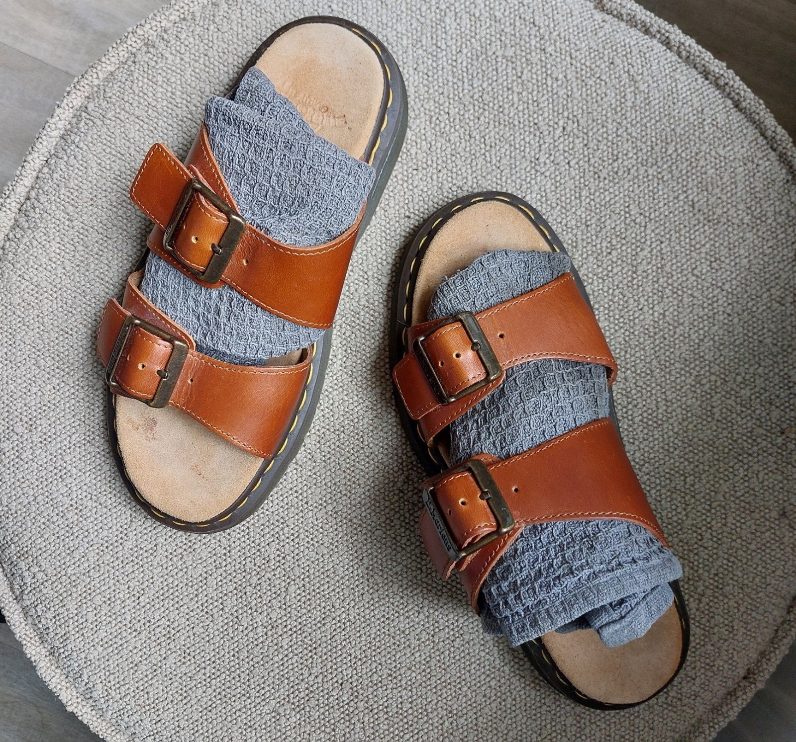 Dr. Martens slippers maat 39, Kleding | Dames, Schoenen, Bruin, Dr. Martens, Gedragen, Ophalen