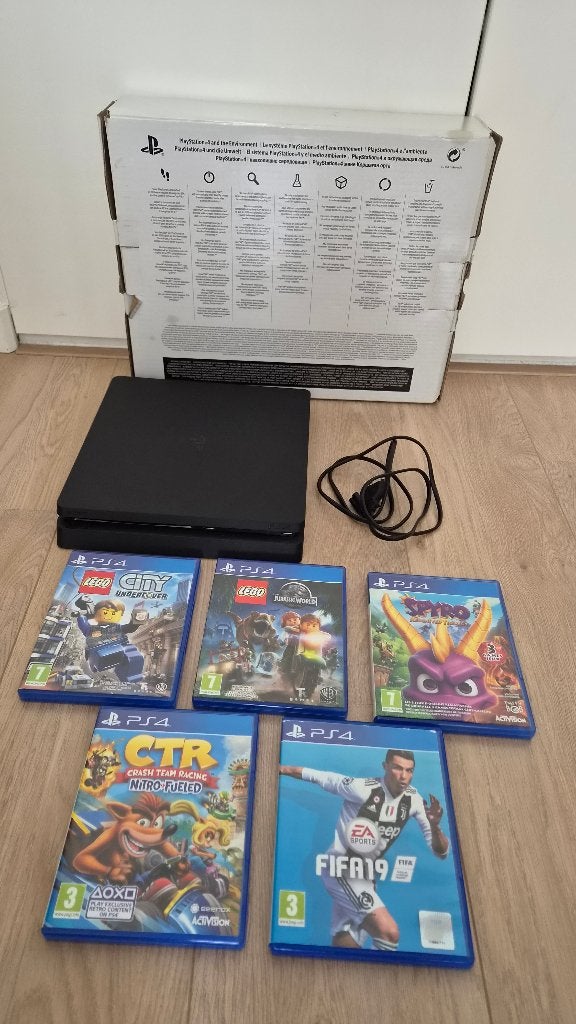 PS4 console + 5 games (m2457916848) — Spelcomputers | Sony PlayStation ...