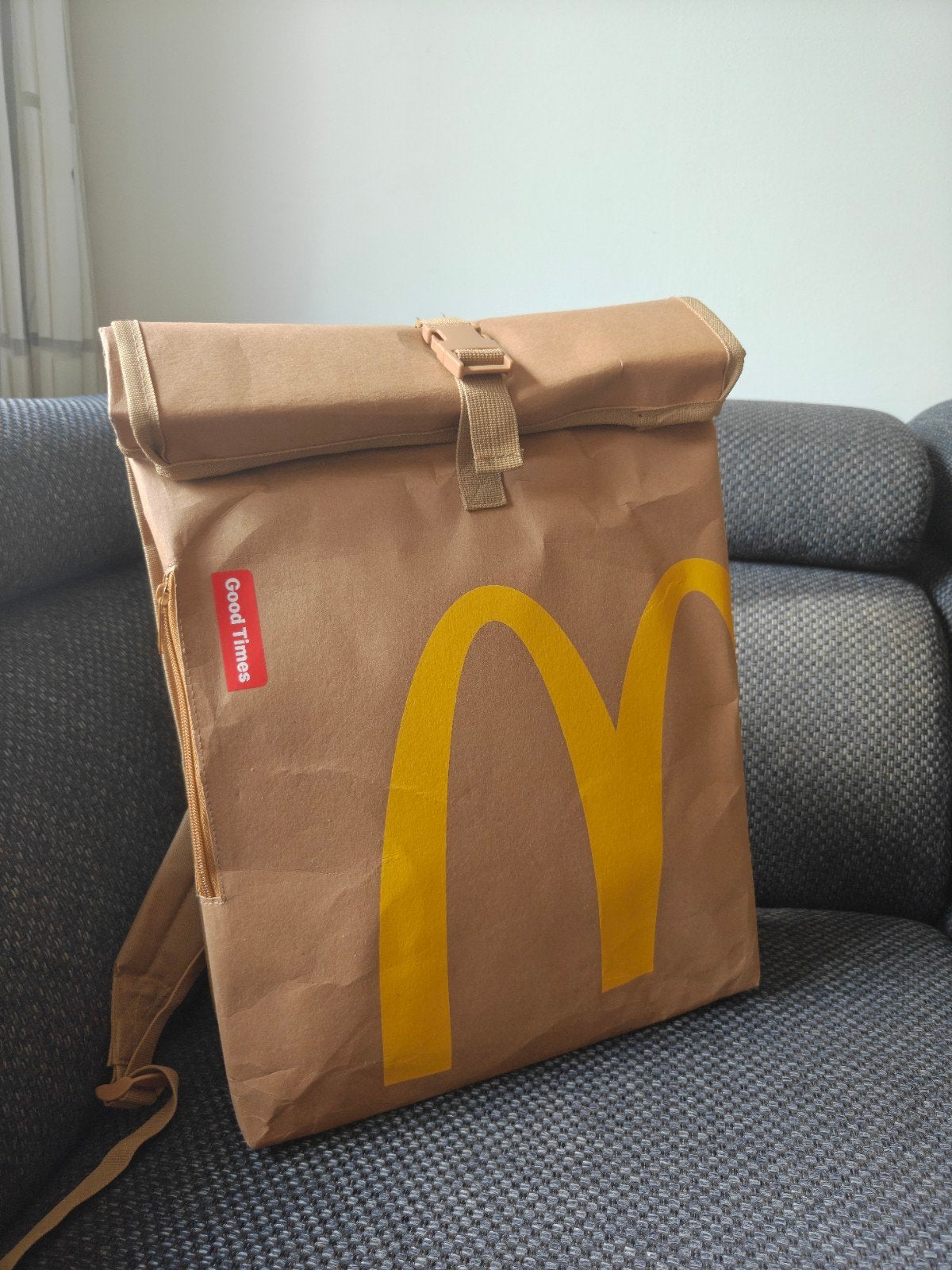 Unieke McDonald's rugzak - Bruin met geel logo, 25 tot 40 cm, Zo goed als nieuw, Ophalen, Overige merken