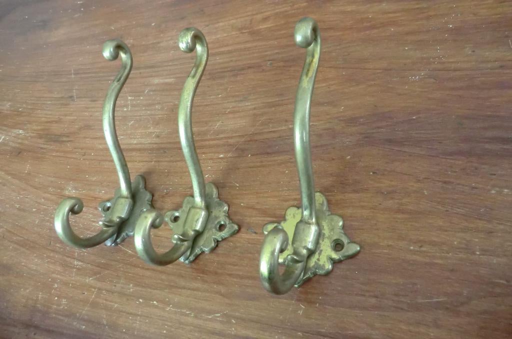 nostalgische metalen kledinghaken - 3 stuks, Antiek en Kunst, Ophalen of Verzenden