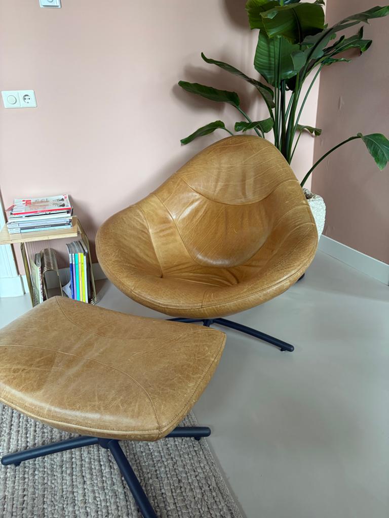 LABEL vandenberg, Hidde Fauteuil inclusief hocker, Huis en Inrichting, Fauteuils, Zo goed als nieuw, Leer, Ophalen