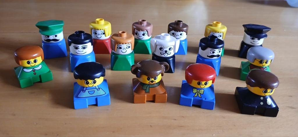 Duplo 16 Vintage poppetjes, Ophalen of Verzenden, Gebruikt, Minifiguur, Duplo