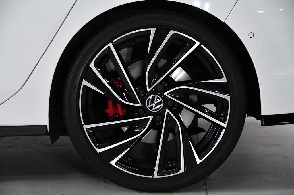 Volkswagen Golf 2.0 TSI GTI*Pano*H&K*Blindspot*Keyless, Auto's, Euro 6, 4 cilinders, 1984 cc, Alcantara