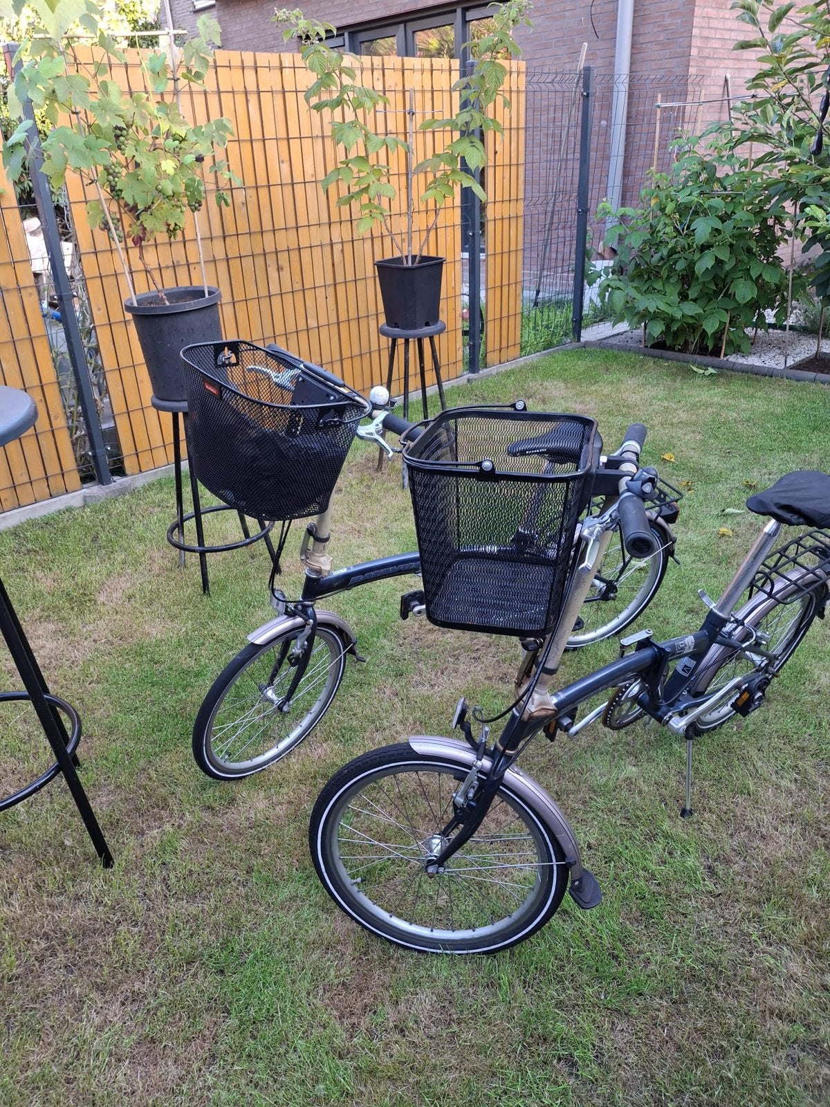 2x Batavus opvouwbare fietsen - ideaal voor onderweg!, Ophalen, 20 inch of meer, Gebruikt, Velgrem