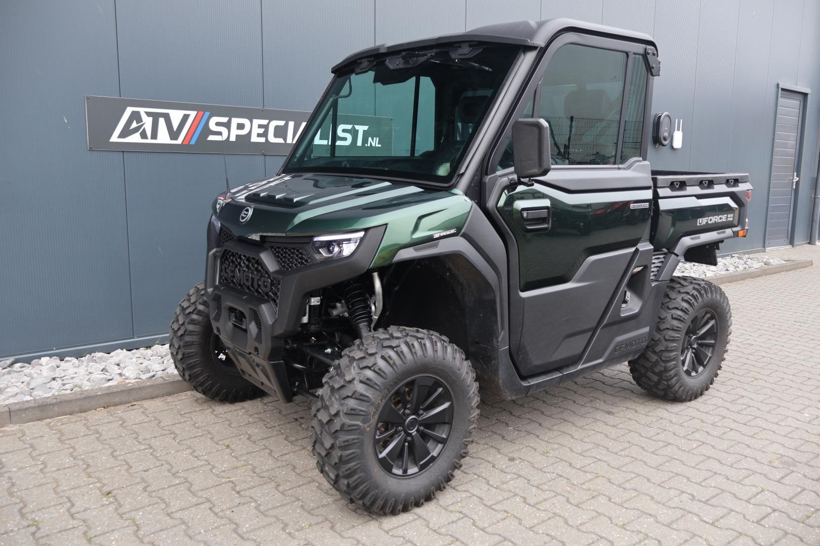 CFMOTO UFORCE 1000 PRO HIGHLAND SSV met T Kenteken Zo goed a, Mooof cf moto benelux, Rijksweg 440
8710  Wielsbeke, BE, Overig