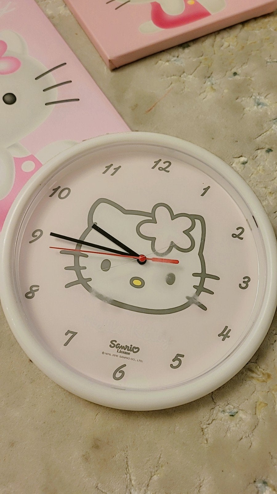 Hello Kitty Wandklok - Roze en Wit, Ophalen, Analoog, Werkt op batterijen, Roze