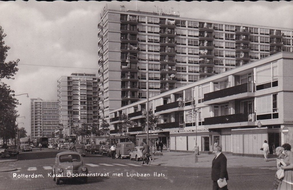 754Q Rotterdam Karel Doormanstraat rechts Aert van Nesstraat, Ophalen of Verzenden, 1960 tot 1980, Ongelopen, Zuid-Holland