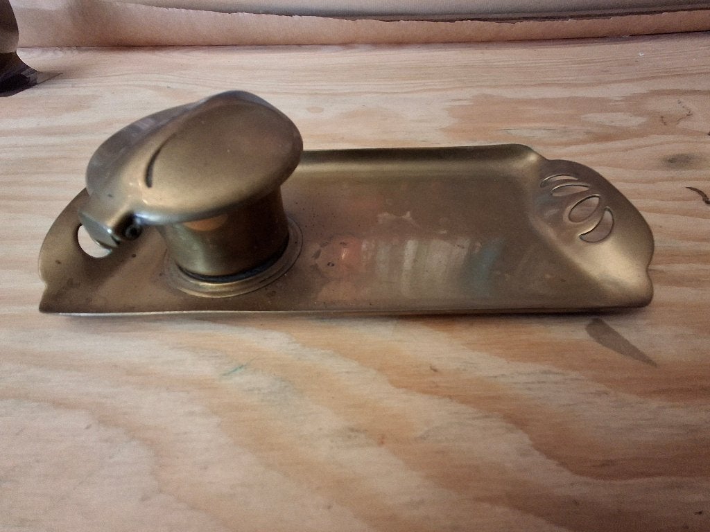 Inktpotje koper met jugendstil motief, Verzenden
