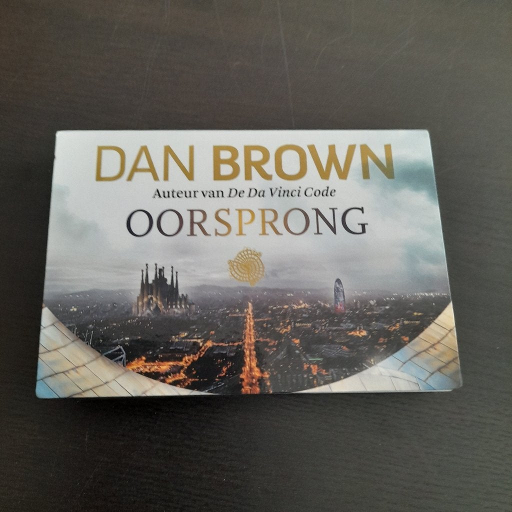 Dan Brown - Oorsprong ( dwarsligger), Boeken, Thrillers, Zo goed als nieuw, Wereld overig, Ophalen of Verzenden