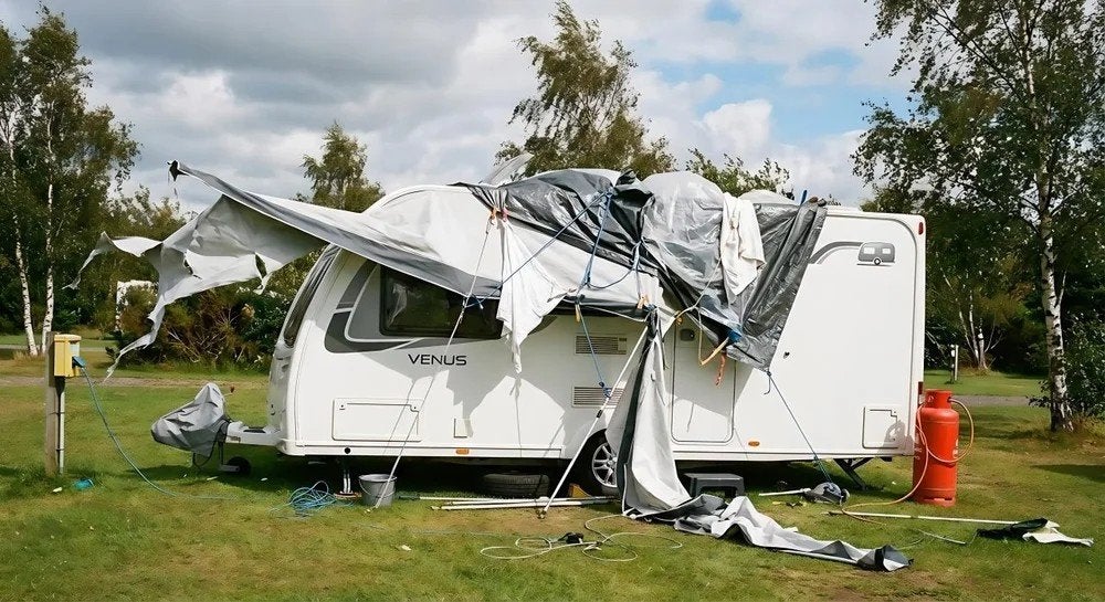Schade caravan Gezocht!!, Caravans en Kamperen, Particulier