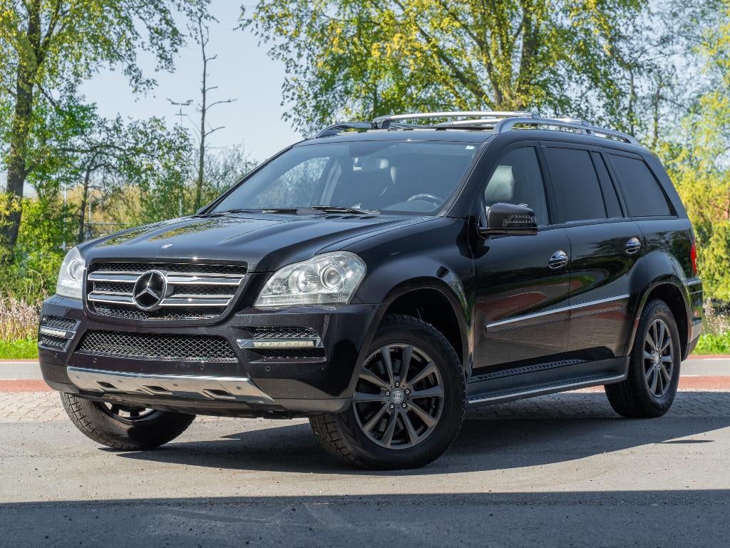 Mercedes-Benz GL-Klasse 500 Youngtimer  7 persoons, Automaat, GL, Zwart, Leder