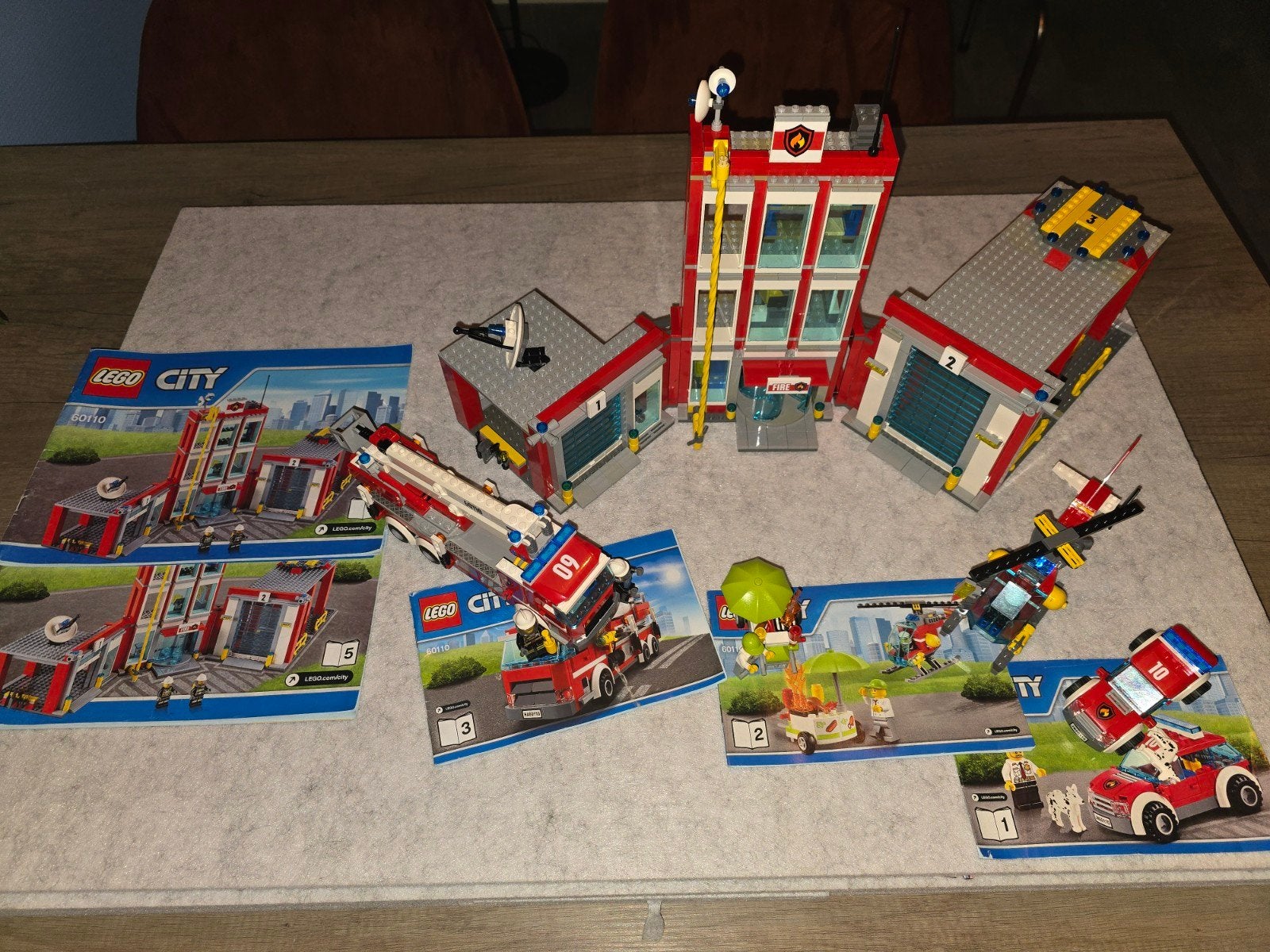 Lego 60110 Brandweerkazerne, City, Lego, Inclusief instructies, Ophalen of Verzenden