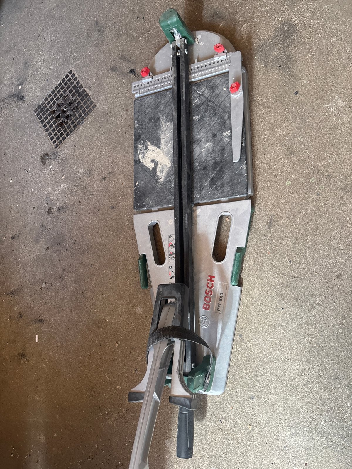 Bosch PTC 640 tegelsnijder - Gebruikt, Ophalen of Verzenden, Gebruikt, Snijgereedschap, Bosch