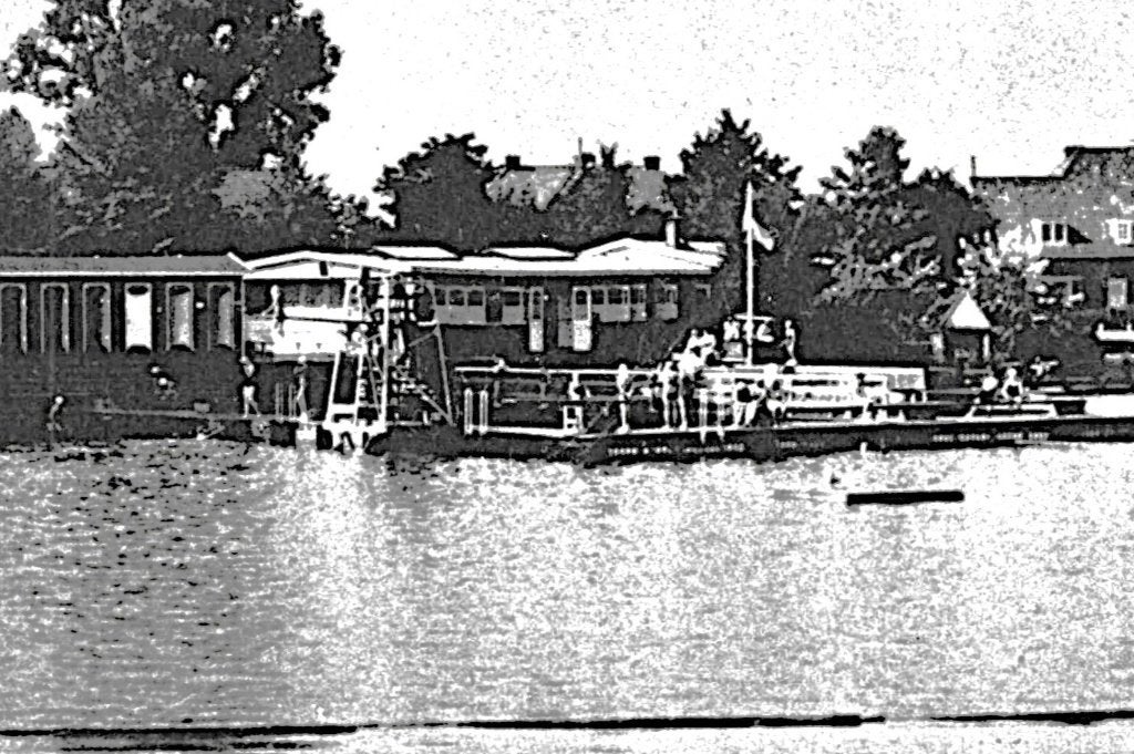 804477	Hengelo	Ov 1951 Zwembad Tuindorp	Gelopen met zegel, Ophalen of Verzenden, 1940 tot 1960, Gelopen, Overijssel