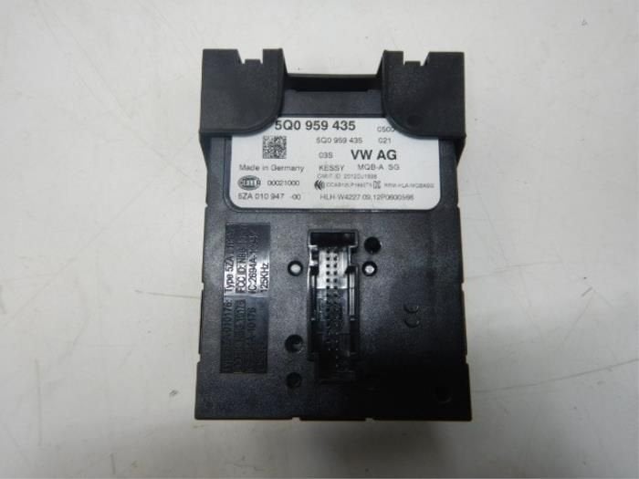 Module keyless vehicle Volkswagen Golf (22736397), Ophalen of Verzenden, Gebruikt