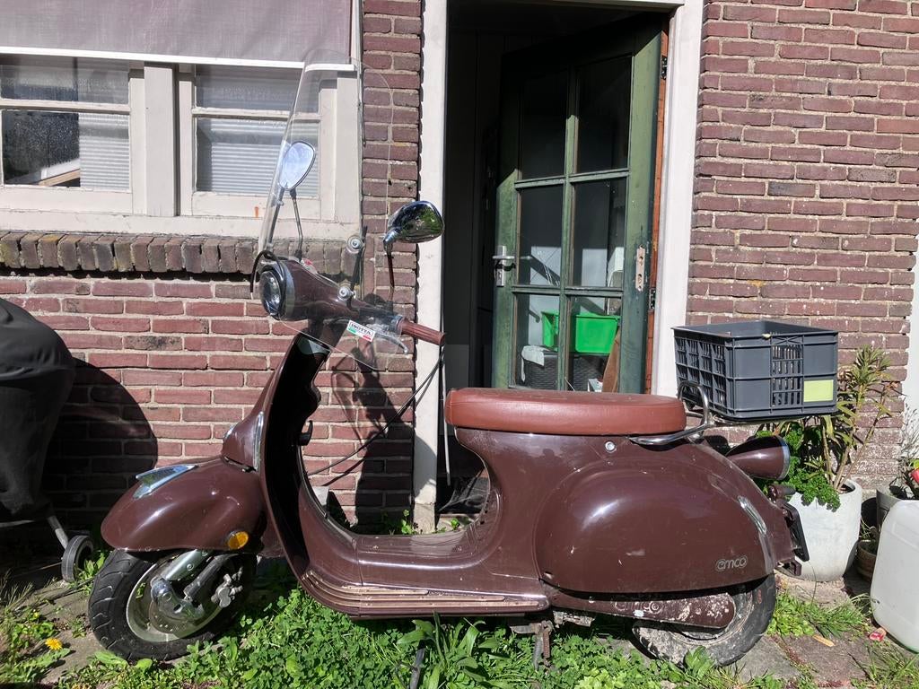 Elektrische scooter Emco (nieuwe accu’s nodig), Fietsen en Brommers, Ophalen, Gebruikt, Elektrisch