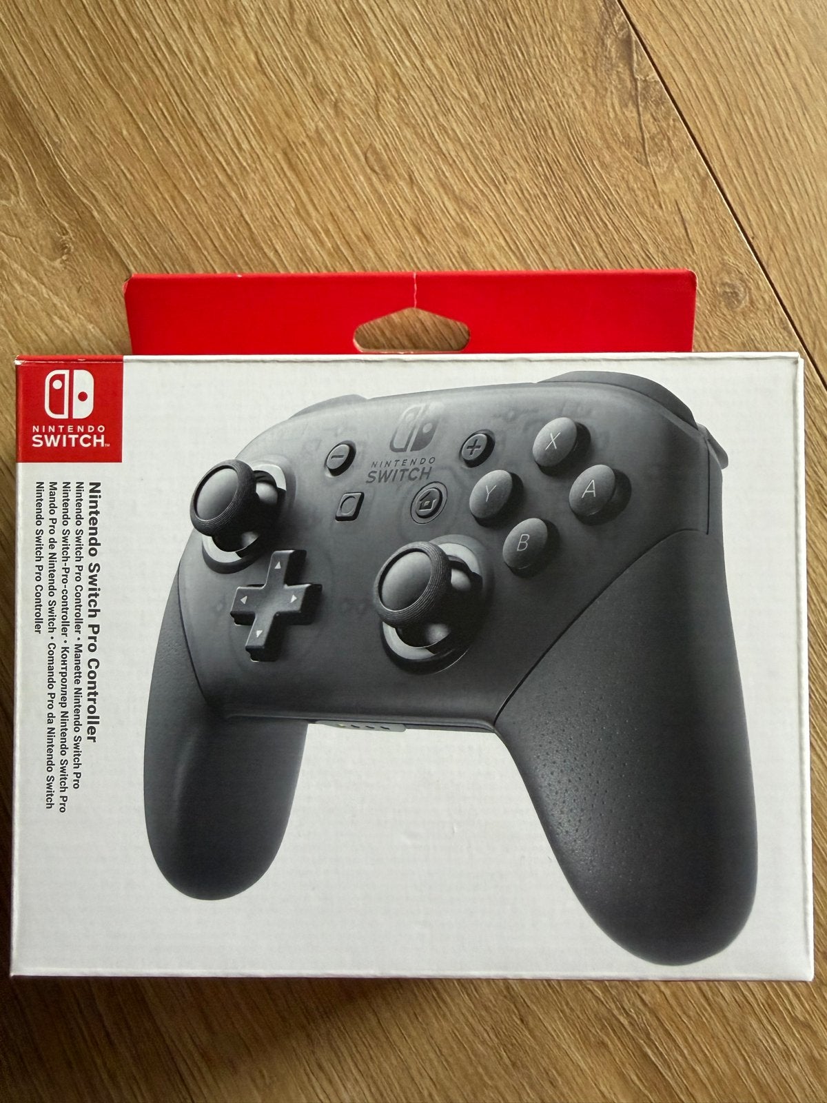 Nintendo Switch Pro Controller - Zo goed als nieuw, Spelcomputers en Games, Overige controllers, Ophalen of Verzenden, Zo goed als nieuw