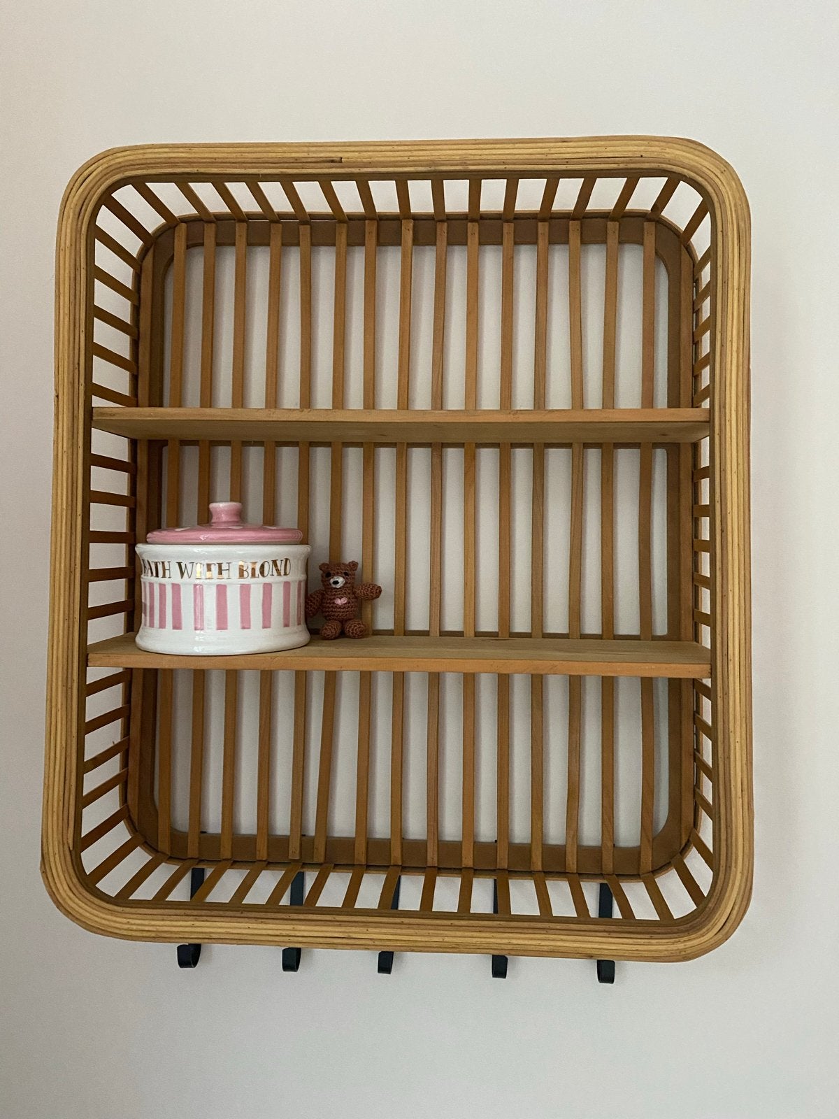 Vintage rotan wandrek, Ophalen