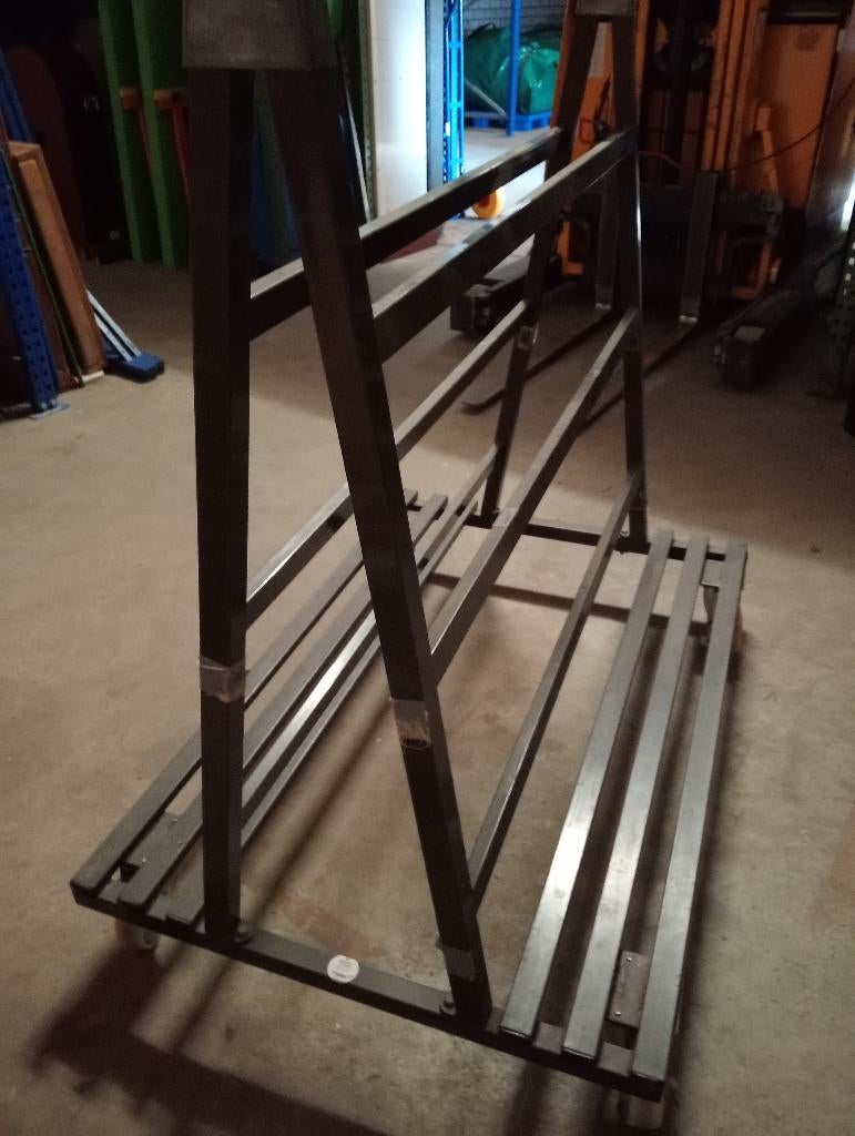 Te koop een gymzaal kar - valmatten, Ophalen, Zo goed als nieuw