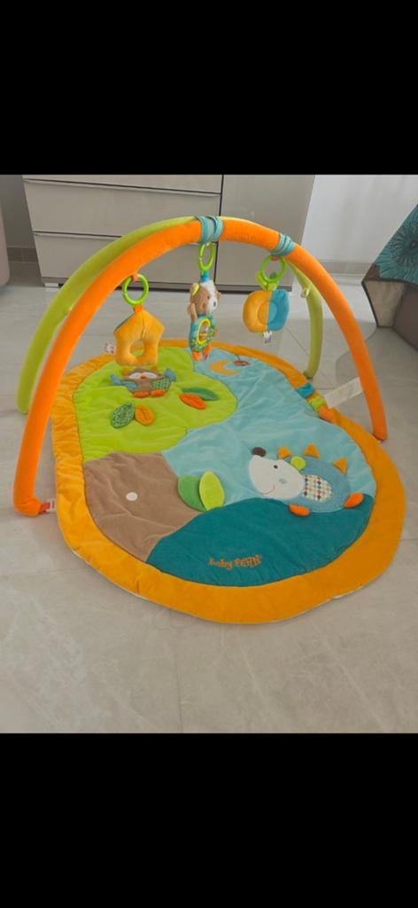 Baby speelkleed met babygym - Baby Fehn, Kinderen en Baby's, Ophalen of Verzenden, Zo goed als nieuw, Speelkleed