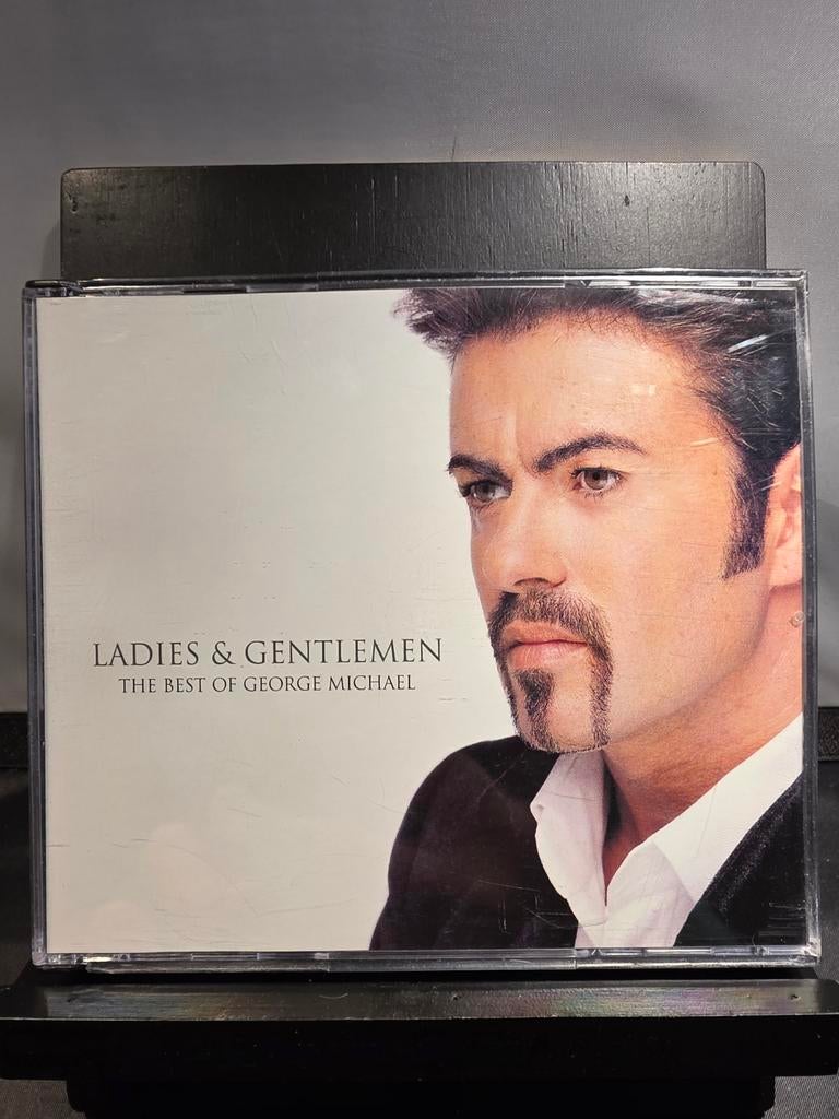 George Michael - Ladies & Gentlemen: The Best Of (CD), Cd's en Dvd's, Ophalen of Verzenden, 1990 - 1999, Zo goed als nieuw, Boxset