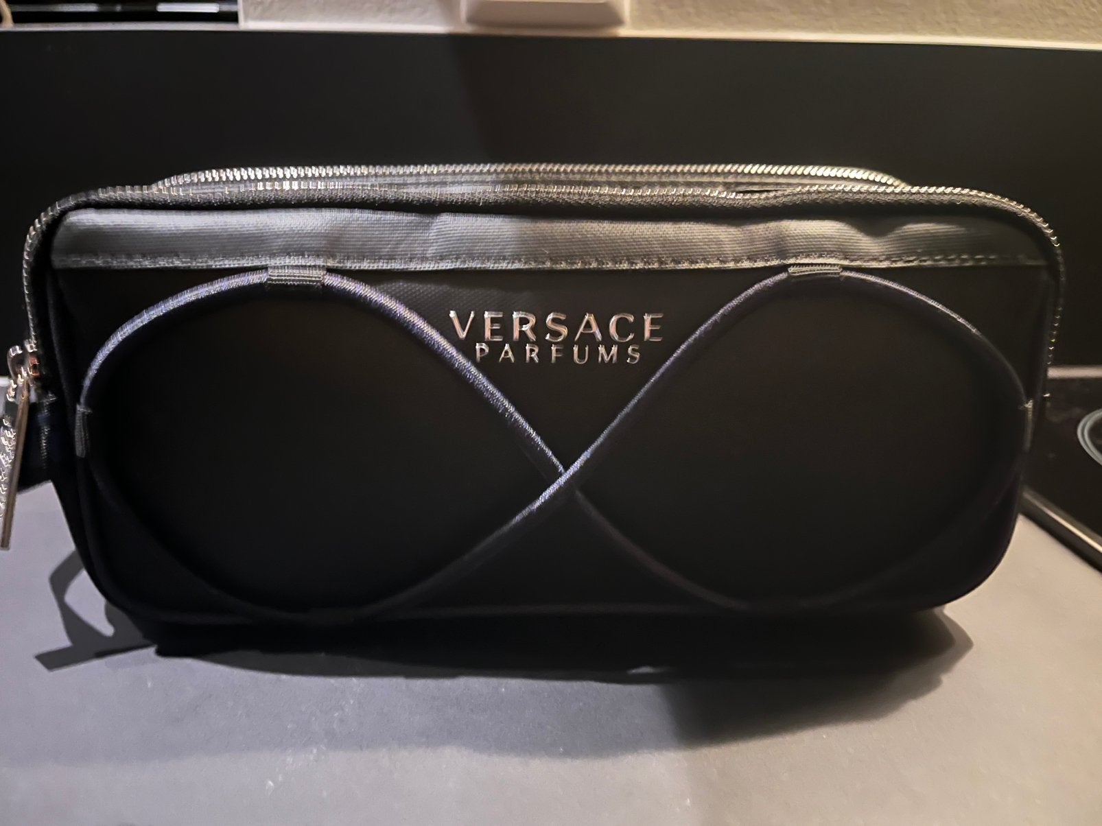 Versace toilettas, Ophalen of Verzenden, Nieuw, Zwart