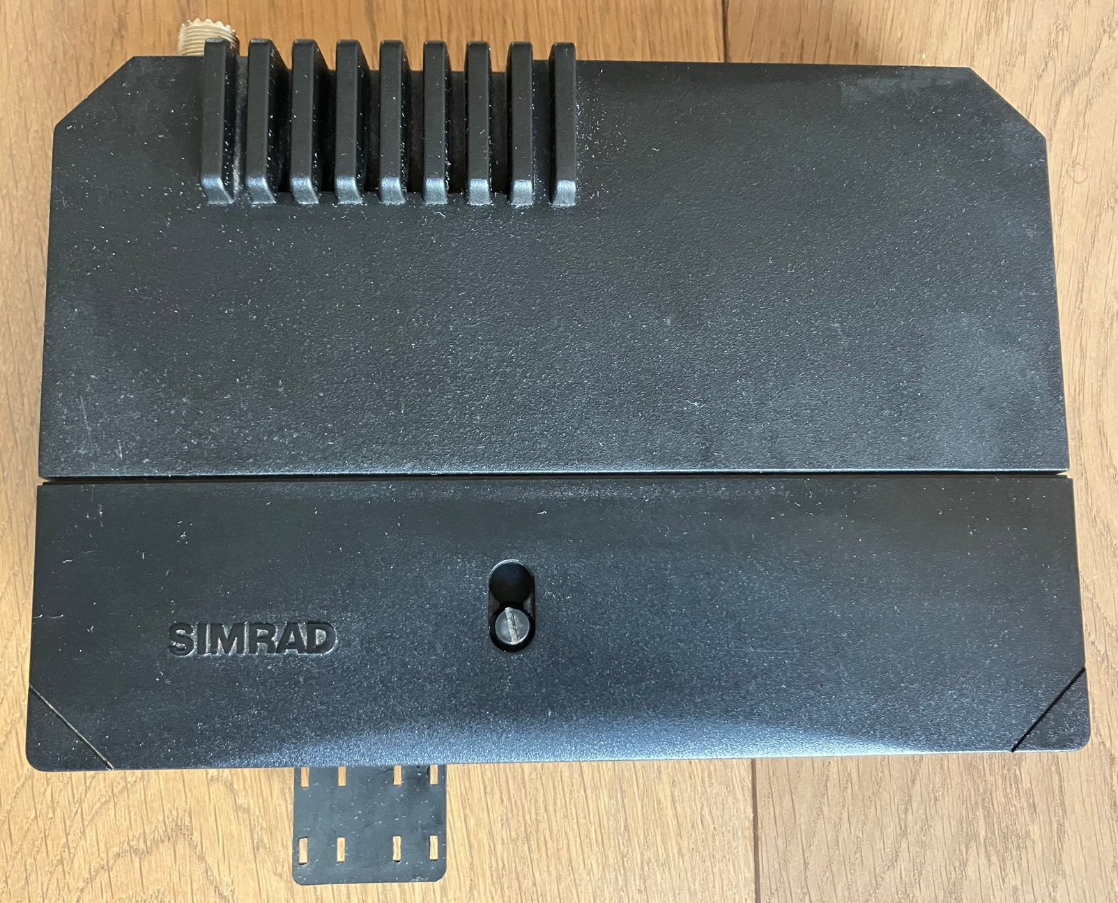 Simrad RS87 Marifoon met LS80 speaker en houder marifoon, Ophalen of Verzenden, Gebruikt, Communicatie