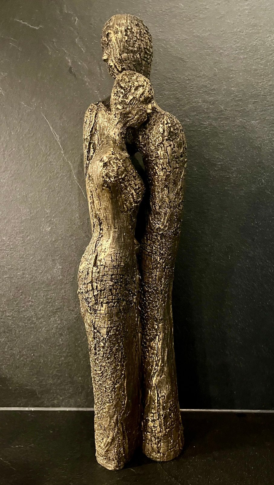 Beeld / sculptuur knuffelend koppel J-Line, Overige materialen, Beeld, Abstract, Europa