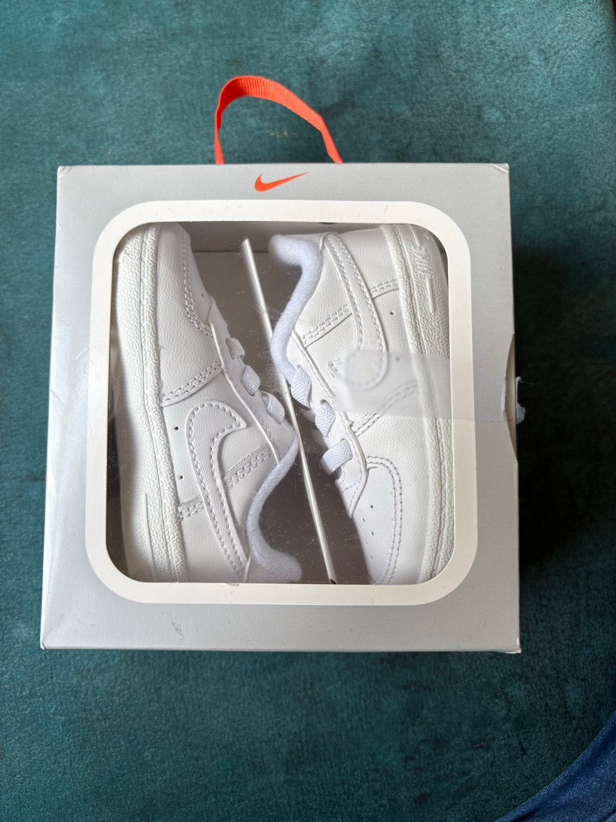 Nike Force 1 Crib babyschoenen - Nieuw in doos, Kinderen en Baby's, Ophalen, Nieuw, Jongetje of Meisje, Schoentjes