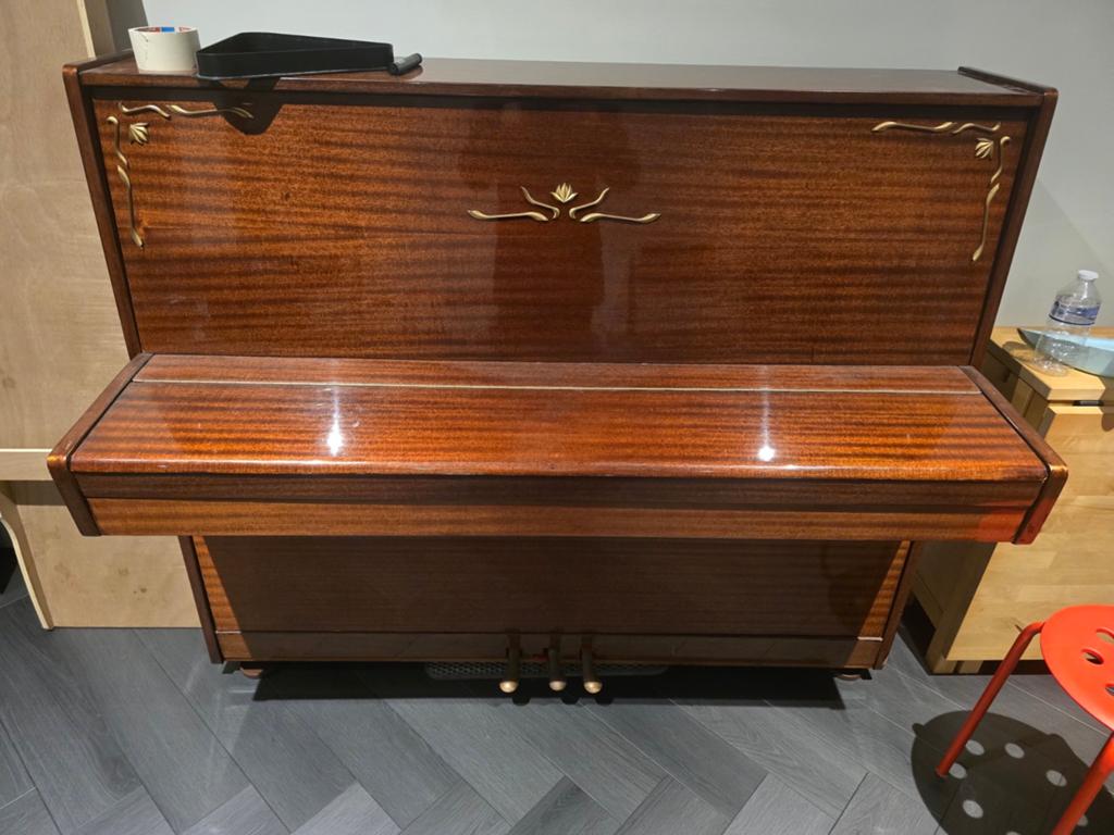 Steinbach Occ. Baby Piano – donker hout – compacte akoestisc, Ophalen, Bruin, Zo goed als nieuw, Piano