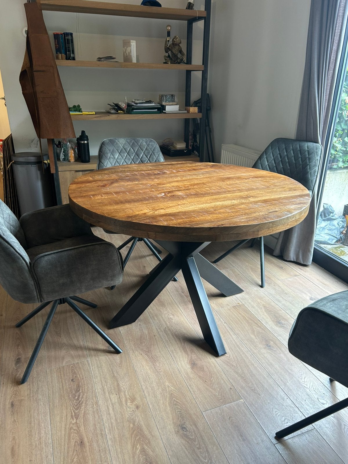 Ronde mangohouten eettafel 120 cm | Zo goed als nieuw, Huis en Inrichting, Tafels | Eettafels, Ophalen, 100 tot 150 cm, Rond, Zo goed als nieuw