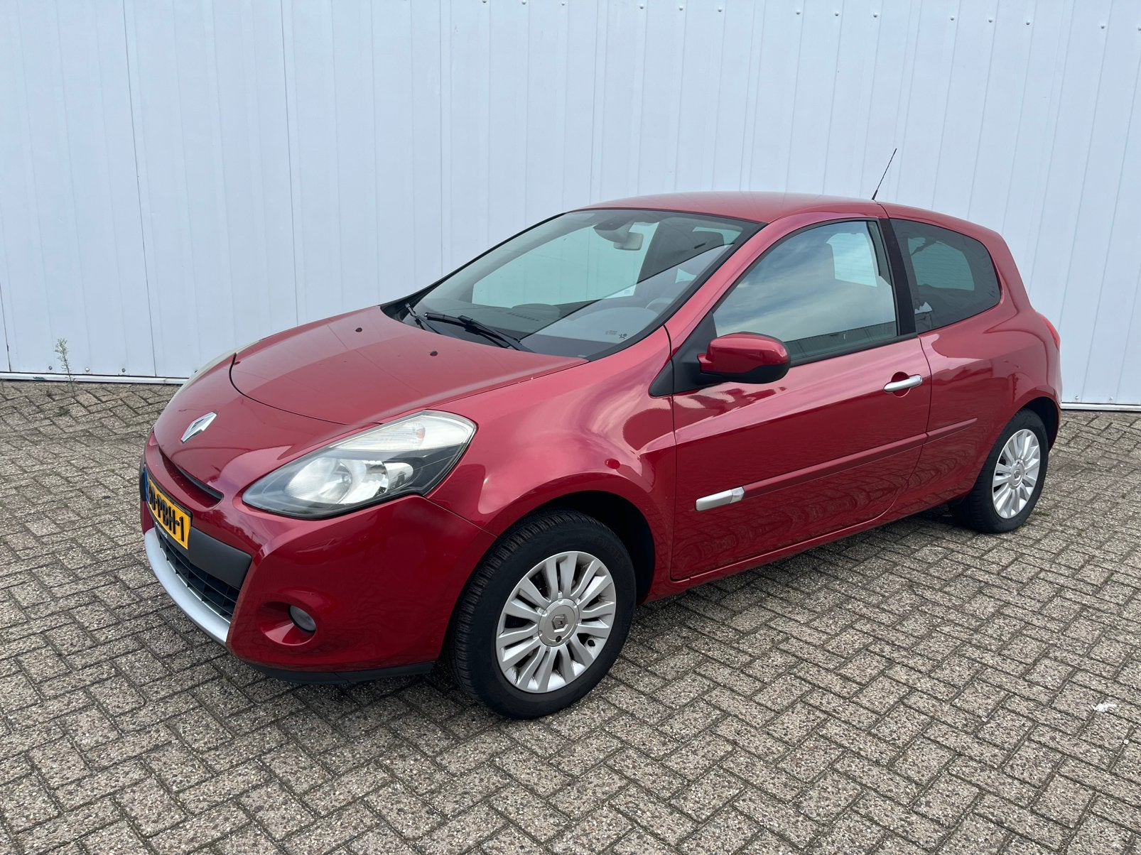 Renault Clio 1.2 Airco|NAP|Cruisecontrol, Auto's, Renault, Voorwielaandrijving, 4 cilinders, 49 €/maand, Origineel Nederlands