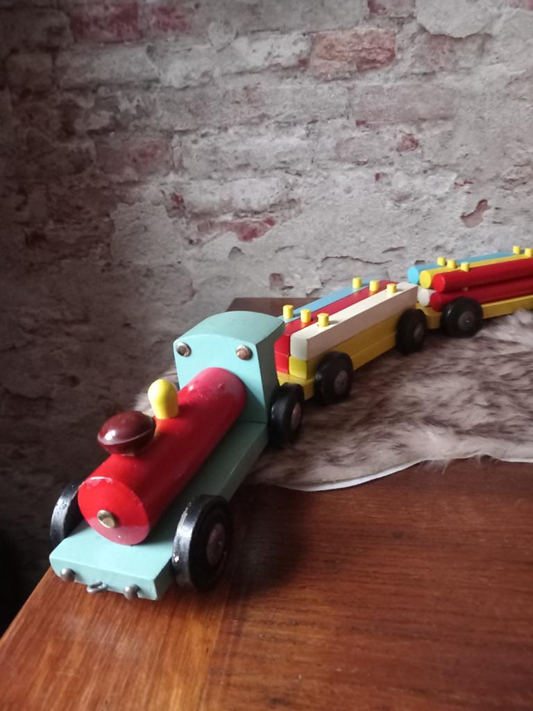 Houten speelgoed trein vintage jaren 70, Kinderen en Baby's, Speelgoed | Houten speelgoed, Ophalen of Verzenden, Zo goed als nieuw