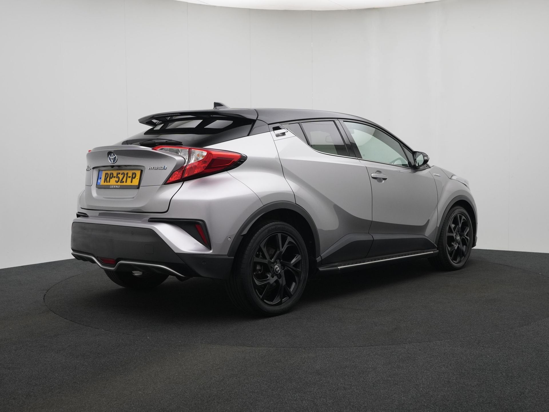 Toyota C-HR 1.8 Hybrid First Edition | NL Auto | Dealer Onde, Auto's, 4 cilinders, 122 pk, 26 km/l, Hybride Elektrisch/Benzine