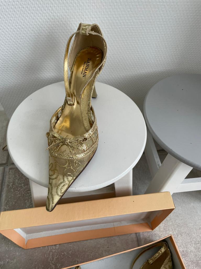 Gouden hakken, Ophalen of Verzenden, Zo goed als nieuw, Overige kleuren