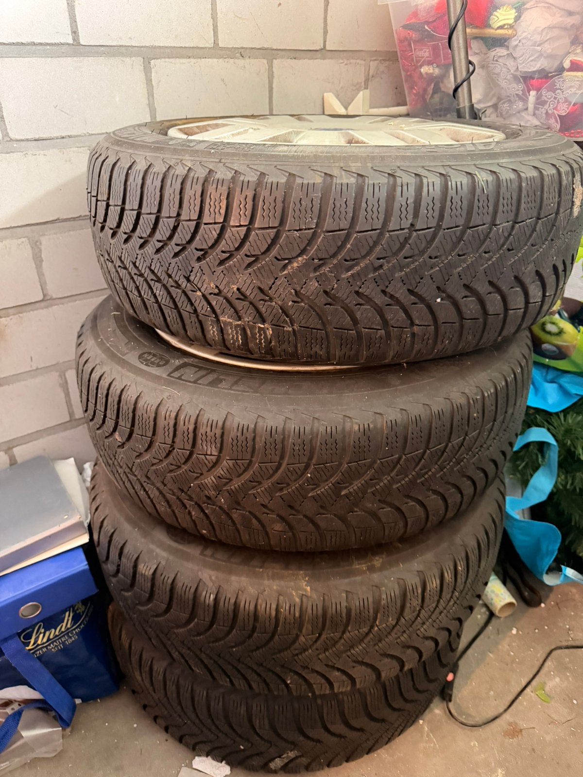 Set van 4 Michelin Alpin winterbanden Fiat, Ophalen, 15 inch, Banden en Velgen, Winterbanden