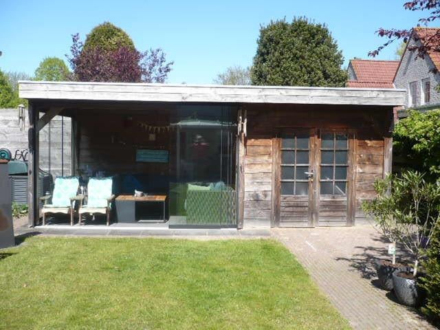 Douglas Tuinhuis met overkapping en glaswanden, Ophalen, Tuinhuis, 2 ramen, 500 cm of meer