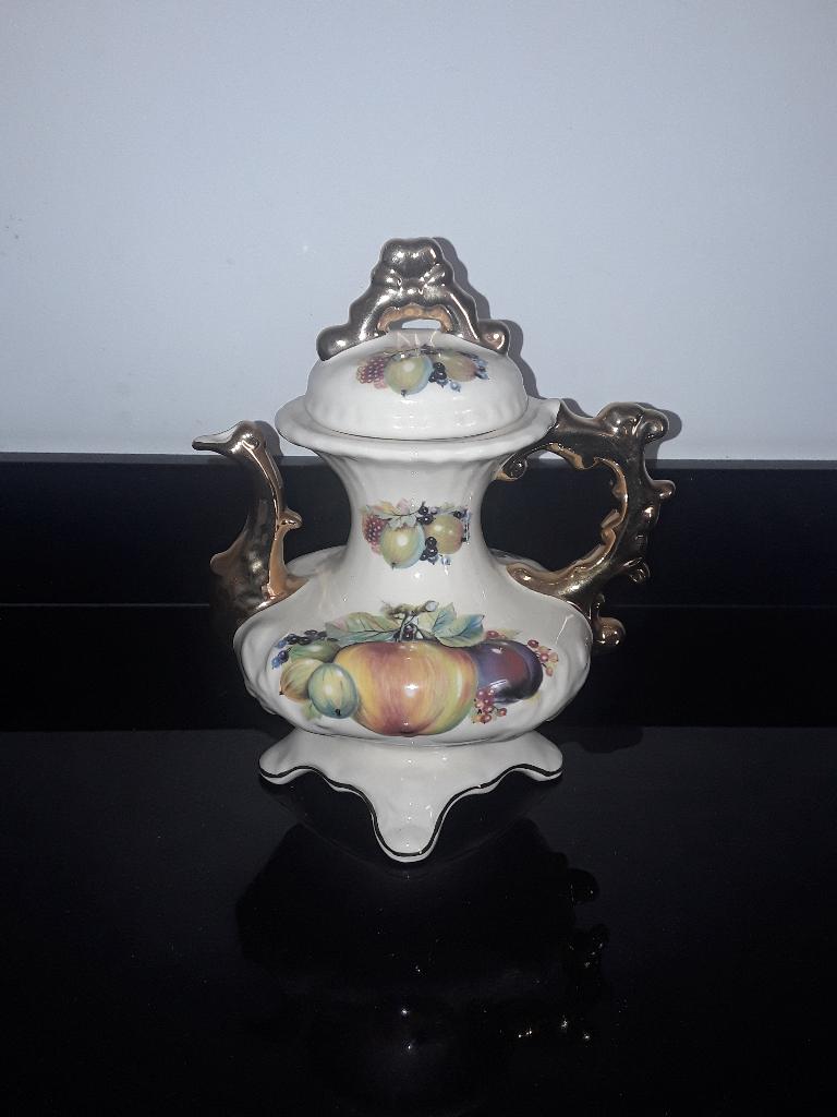 Engelse barok sier koffiepot vol bladgoud&fruitdecor, Verzenden, Zo goed als nieuw, Porselein, Overige typen