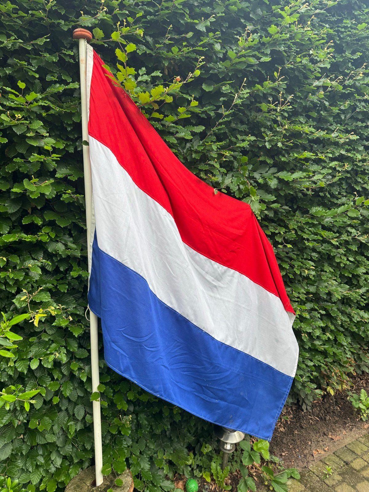 Nederlandse vlag met vlaggestok, Diversen, Ophalen, Zo goed als nieuw