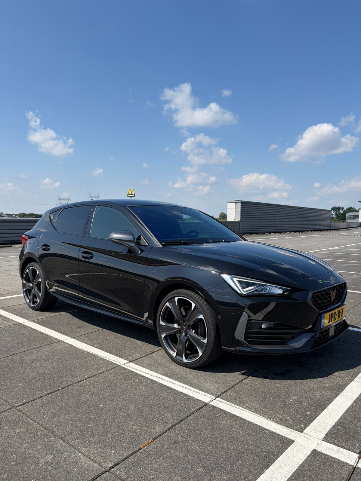 CUPRA Leon VZ 245PK ACC|Stoelverwarming|Camera, Auto's, Cupra, 77 km/l, 4 cilinders, Leon, Leder en Stof