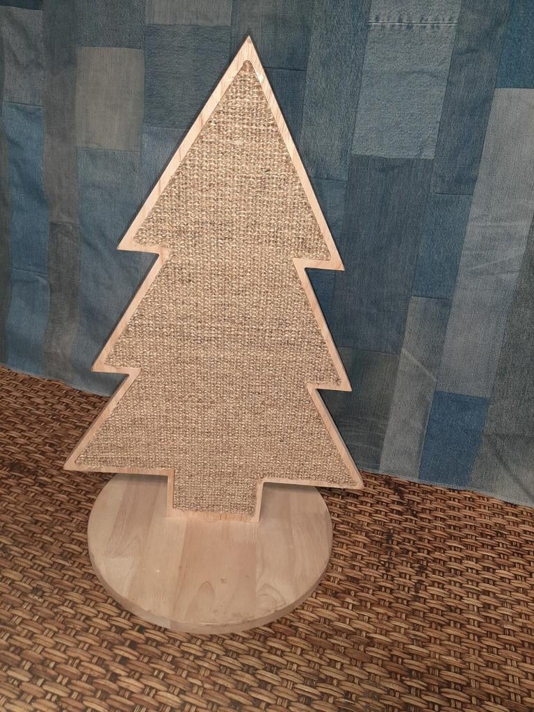 Designed by Lotte krabpaal in kerstboom vorm, Dieren en Toebehoren, Krabmeubelen, Ophalen of Verzenden, Krabpaal
