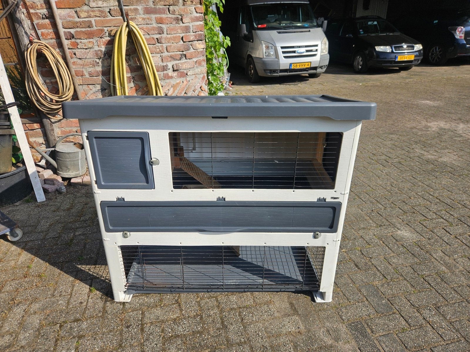 Ferplast konijnenhok 134x73x117 cm grijs, Dieren en Toebehoren, Ophalen, 90 cm of meer, Hok, 110 cm of meer