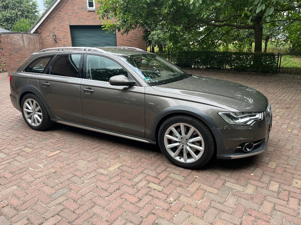 Audi A6 3.0 TFSI Quattro 228KW Full Option, Auto's, Audi, Automaat, Parkeerassistent, Vierwielaandrijving, Particulier