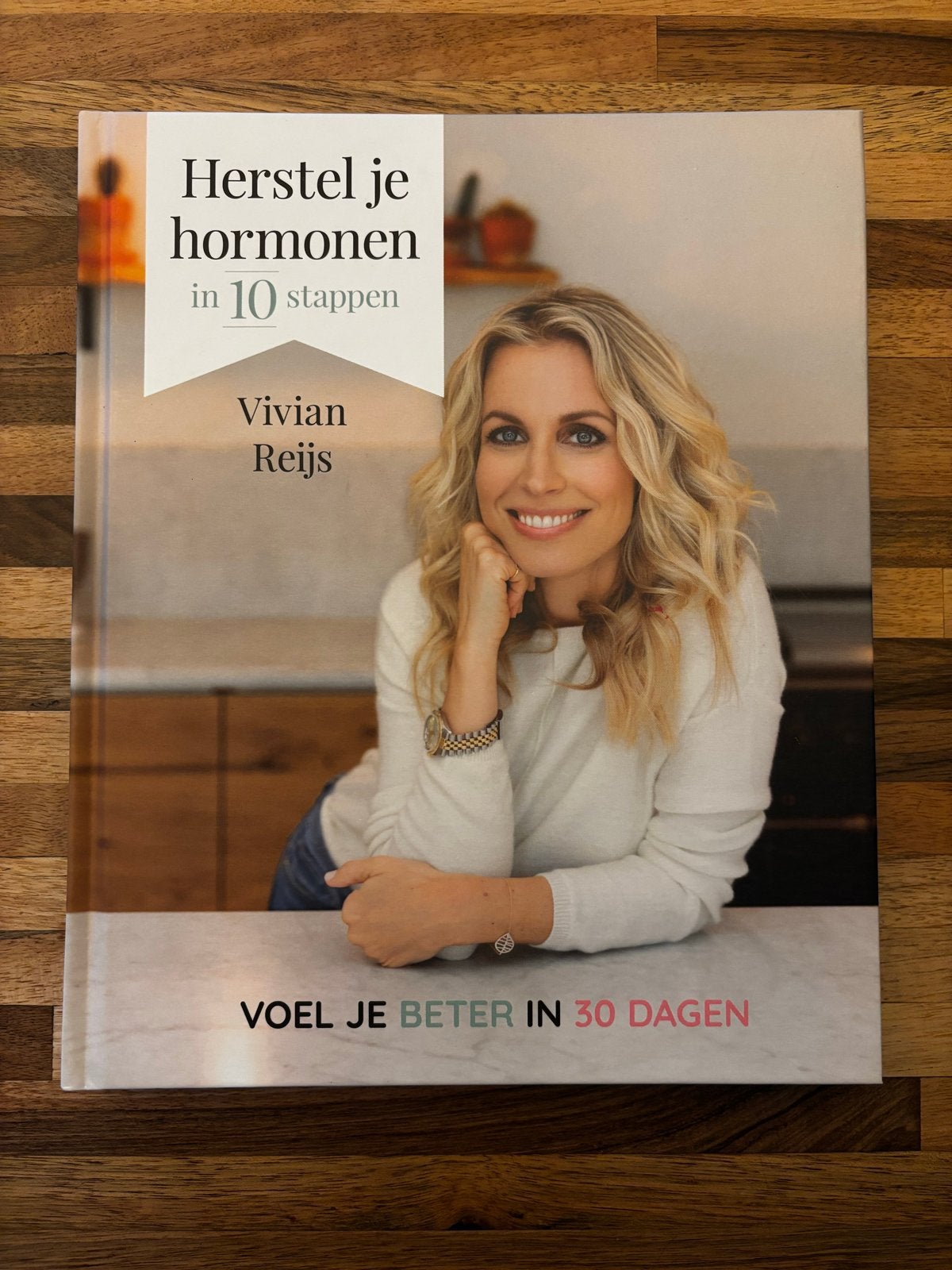 Herstel je hormonen in 10 stappen - Vivian Reijs, Ophalen of Verzenden, Zo goed als nieuw, Gezondheid en Conditie