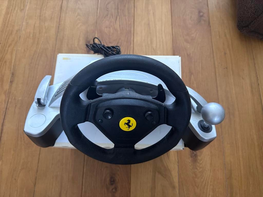 Thrustmaster Ferrari 360 Modena Racing Wheel., 1 speler, Racen en Vliegen, Ophalen of Verzenden, Zo goed als nieuw