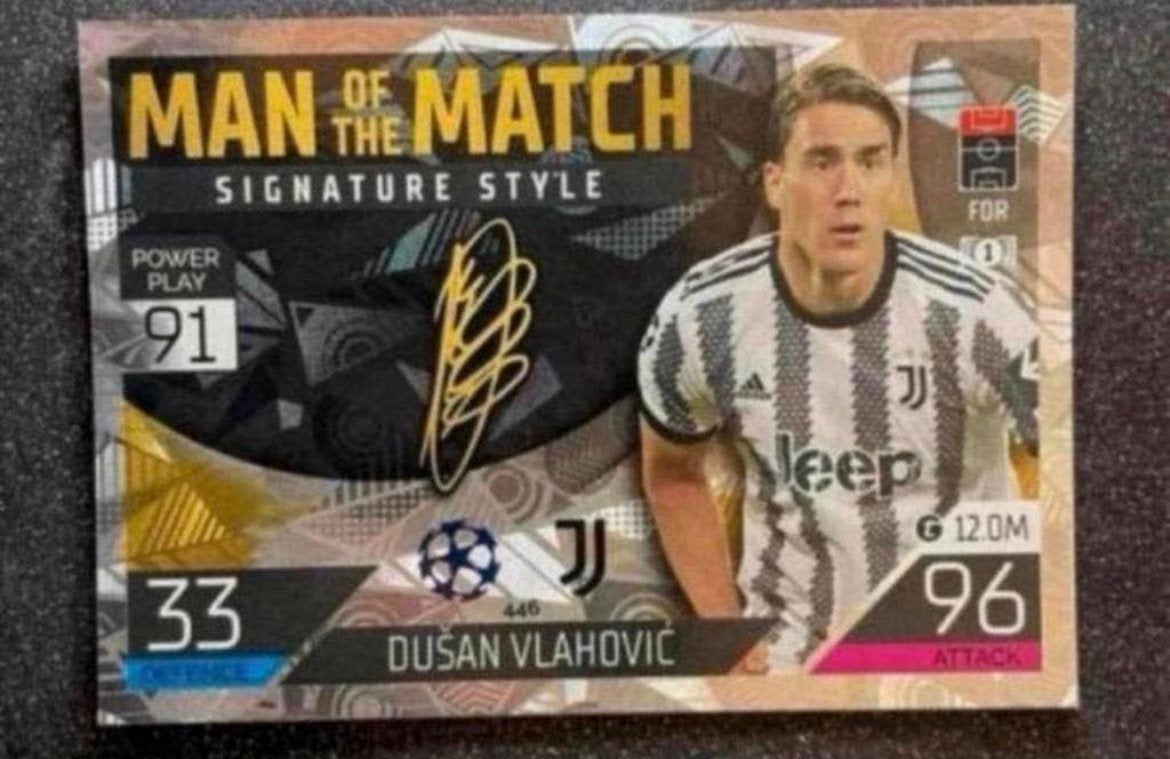 Topps MA 22/23   MotM SIGNATURE STYLE   VLAHOVIĆ   JUVENTUS, Verzenden, Zo goed als nieuw, Plaatje