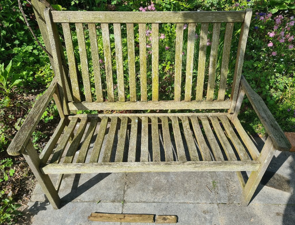 Hardhouten tuinbank – opknapper – gratis, Ophalen, Gebruikt, Hout