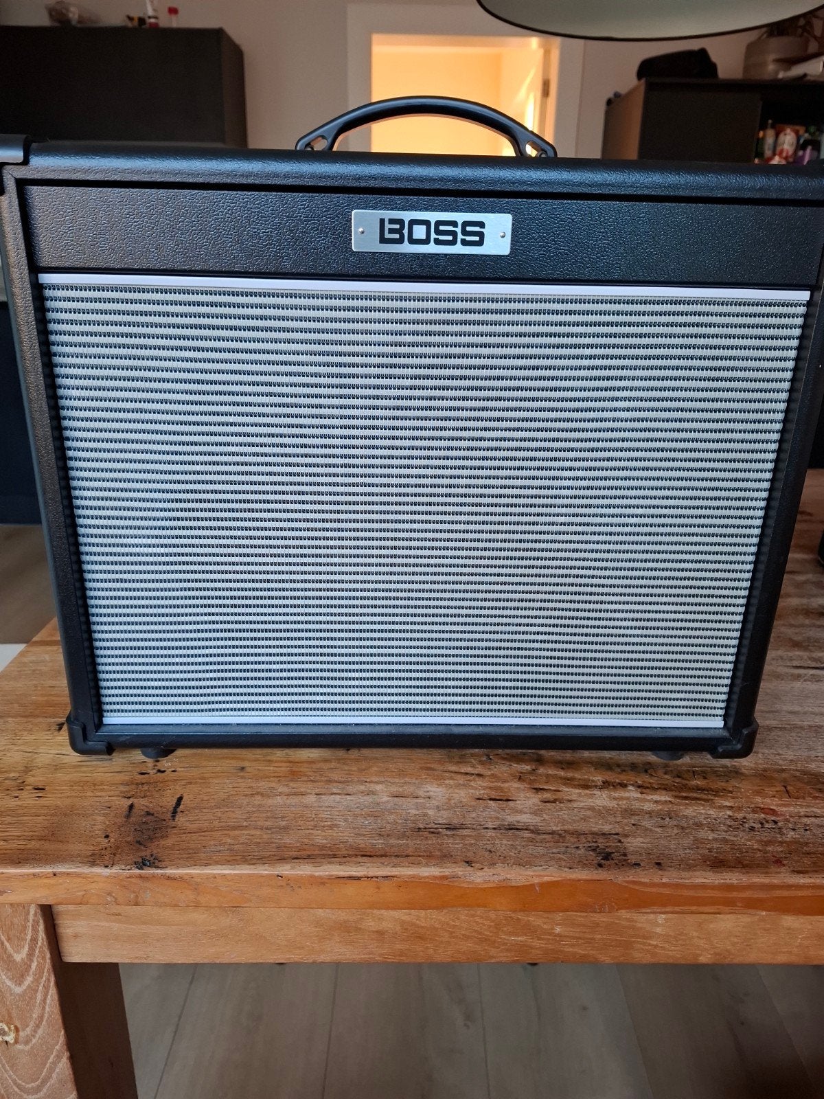 Boss Nextone Stage, Ophalen, Zo goed als nieuw, Minder dan 50 watt