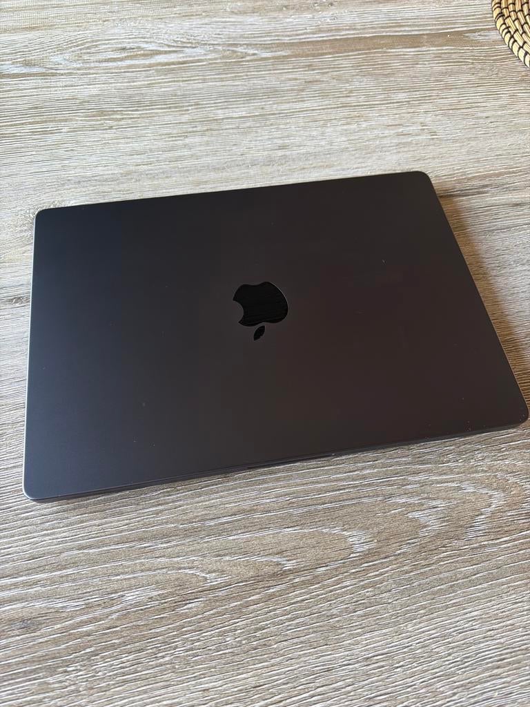 MacBook Pro MAX14 inch M3 48GB RAM - Zo goed als nieuw, Computers en Software, Apple Macbooks, 1 TB of meer, 64 GB of meer, Qwerty