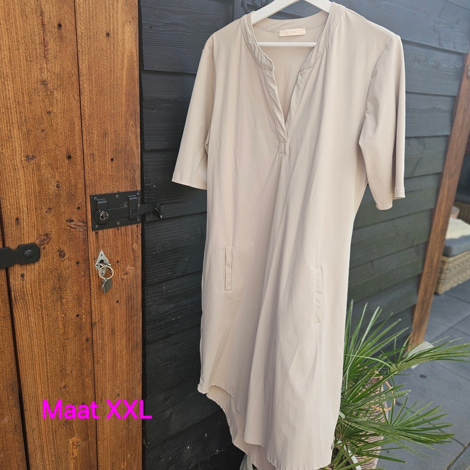 Triple Nine jurk travelstof maat XXL, Triple Nine, Beige, Maat 46/48 (XL) of groter, Ophalen of Verzenden